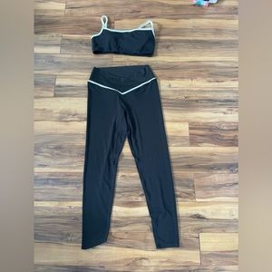 Vitality (Balance Athletica) matching set! Bra and leggings